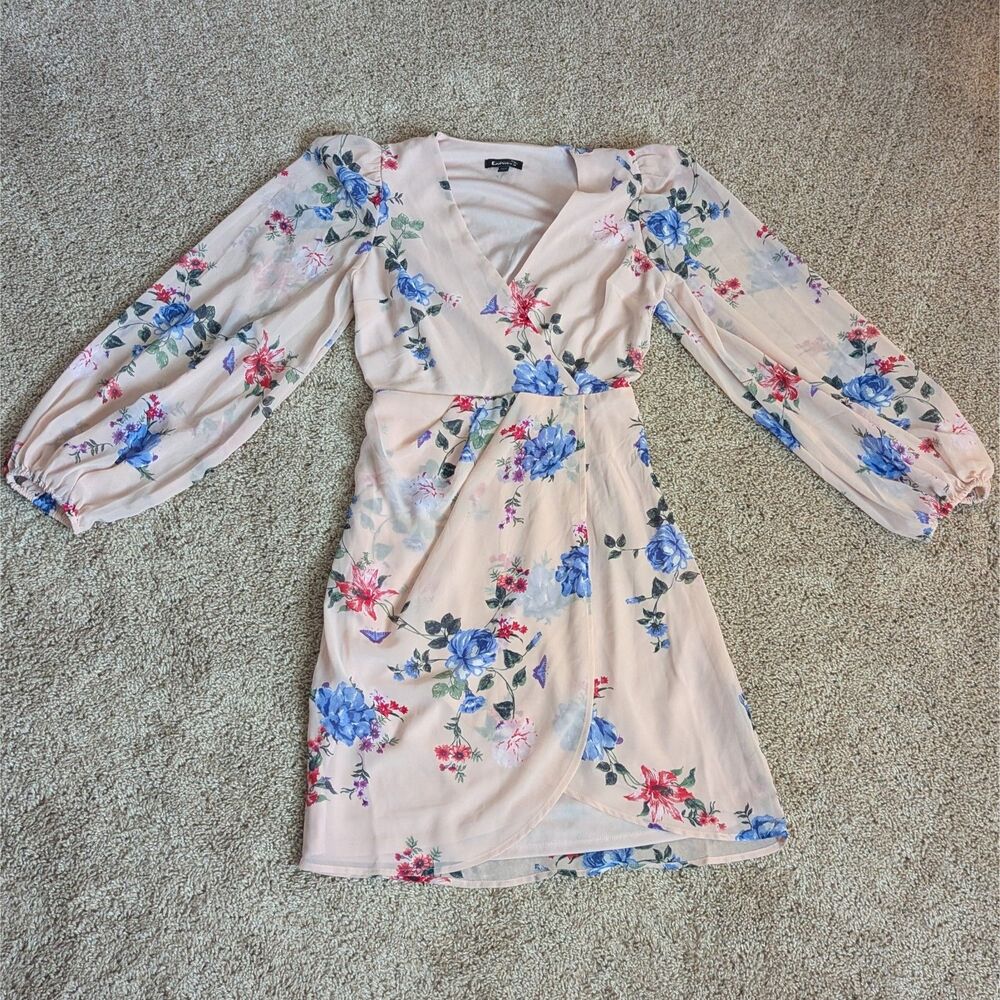 Express Dress Womens XS Pink Floral Blouson Faux Wrap V-Neck Surplice Top Lined